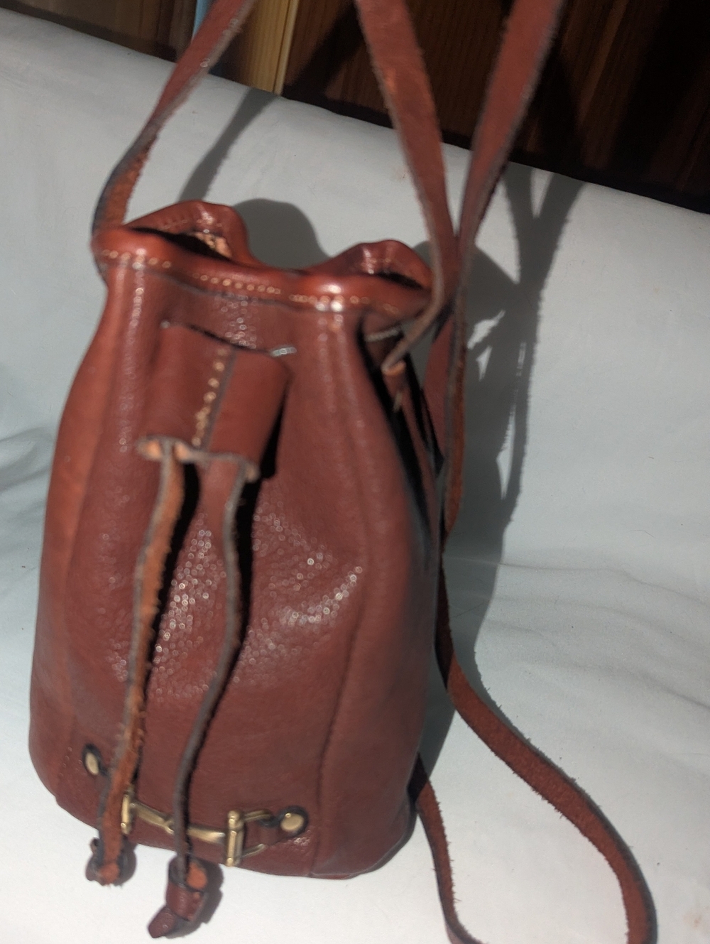 Vintage Tory Leather Co. Brown Leather Drawstring Crossbody Bucket Bag - Picture 3 of 9